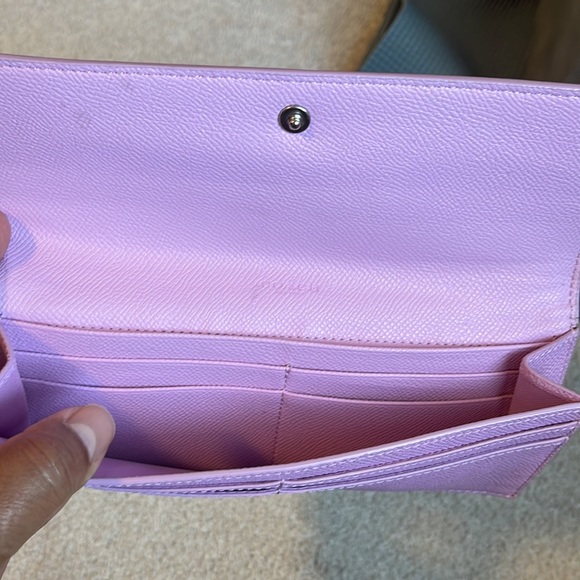 *Coach wallet - Picture 4 of 4